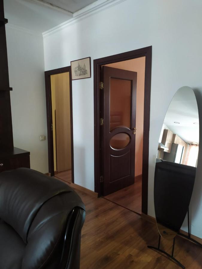 Apartment On Tumanyan Street,19 Jerevan Buitenkant foto