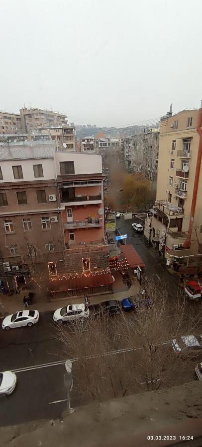 Apartment On Tumanyan Street,19 Jerevan Buitenkant foto