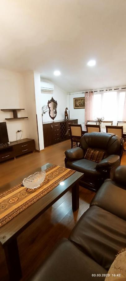 Apartment On Tumanyan Street,19 Jerevan Buitenkant foto